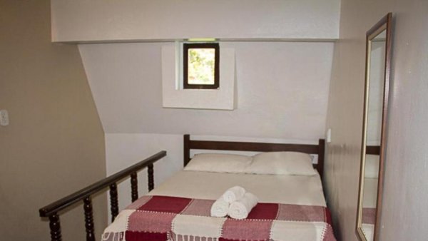 habitacion-p1-quarto-familia-6-adultos-pousada-casa-da-pedra-27907.jpg